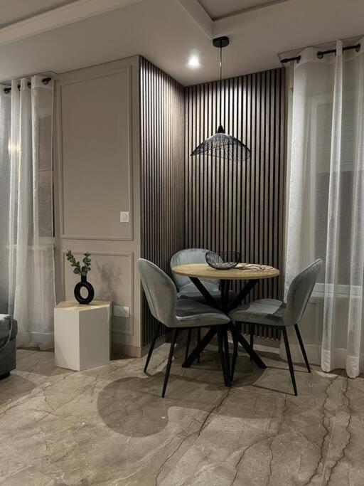 Luxueux Appartement Pres De La Cathedrale Estrasburgo Exterior foto